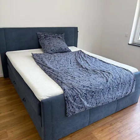 2 Bed With Floor Heating For Business And Family Travellers Appartamento *